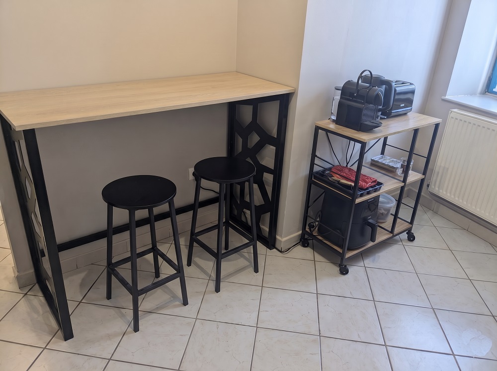 Vue arrière de la cuisine